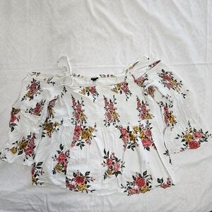 Torrid Womens 4 4X 26 Challis Cold Shoulder White Floral Smocked Shirt Blouse